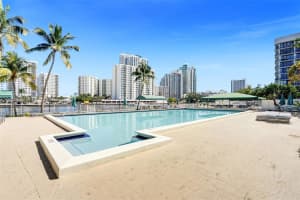 600 Parkview Dr # 1132, Hallandale Beach, FL 33009, Sold 04/26/22