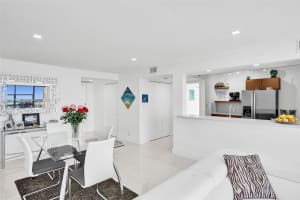 600 Parkview Dr # 1132, Hallandale Beach, FL 33009, Sold 04/26/22