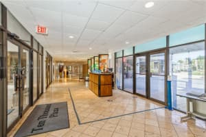 10000 W Bay Harbor Dr, Bay Harbor Islands, FL 33154, Sold 04/25/22