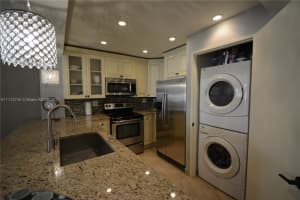 3725 S Ocean Dr, Hollywood, FL 33019, Sold 02/03/22