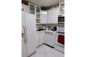 1750 W 46th St, Hialeah, FL 33012, Sold 03/30/22
