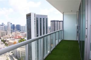 888 Biscayne Blvd, Miami, FL 33132, Sold 11/23/21