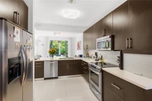21062 NE 34th Ct, Aventura, FL 33180, Sold 01/14/22
