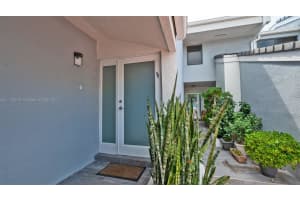 300 Poinciana Island Dr, Sunny Isles Beach, FL 33160, Sold 12/10/21