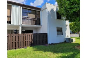 9407 Fontainebleau Blvd, Miami, FL 33172, Sold 12/20/21