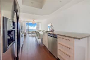 888 Biscayne Blvd, Miami, FL 33132, Sold 12/09/21