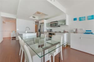 888 Biscayne Blvd, Miami, FL 33132, Sold 12/09/21