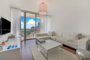 888 Biscayne Blvd, Miami, FL 33132, Sold 12/09/21