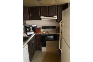 2950 SW 3rd Ave #8b, Miami, FL 33129, Sold 12/10/21