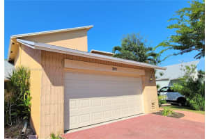 311 Vista Isles Dr, Plantation, FL 33325, Sold 12/01/21