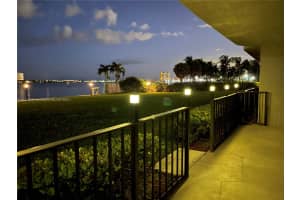 801 Lake Shore Dr, West Palm Beach, FL 33403, Sold 12/30/21