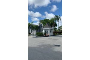 430 NE 210th Cir Terrace, Miami, FL 33179, Sold 12/15/21