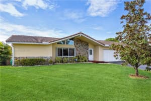 4100 NW 106th Ave, Coral Springs, FL 33065, Sold 01/04/22