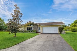 4100 NW 106th Ave, Coral Springs, FL 33065, Sold 01/04/22