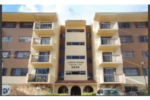 5249 NW 7th St, Miami, FL 33126, Sold 11/22/21