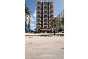 5757 Collins Ave # 305, Miami Beach, FL 33140, Sold 12/17/21