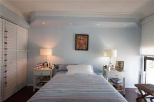 5757 Collins Ave # 305, Miami Beach, FL 33140, Sold 12/17/21