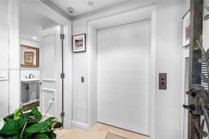 789 Crandon Blvd, Key Biscayne, FL 33149, Sold 02/28/22