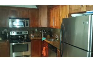 19370 Collins Ave, Sunny Isles Beach, FL 33160, Sold 04/20/22