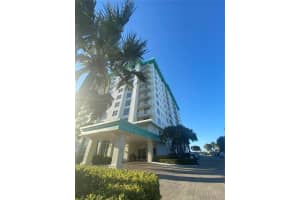 10350 W Bay Harbor Dr #7h, Miami Beach, FL 33154, Sold 01/10/22