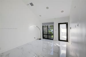 455 NE 210th Terrace, Miami, FL 33179, Sold 01/25/22