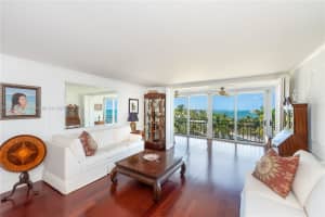 600 Grapetree Dr APT 6DN, Key Biscayne, FL 33149, Sold 12/10/21