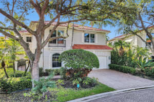 1547 Mariner Way, Hollywood, FL 33019, Sold 12/10/21
