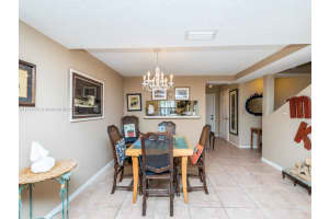 249 City View Dr, Fort Lauderdale, FL 33311, Sold 03/01/22