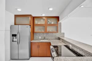 20500 W Country Club Dr, Miami, FL 33180, Sold 12/15/21