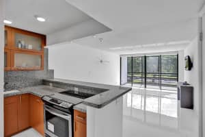 20500 W Country Club Dr, Miami, FL 33180, Sold 12/15/21