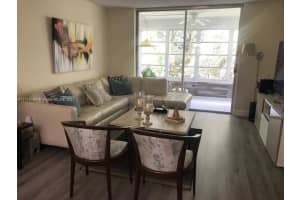 2571 Aragon Blvd, Sunrise, FL 33322, Sold 11/29/21