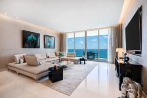 18975 Collins Ave, Sunny Isles Beach, FL 33160, Sold 04/19/22