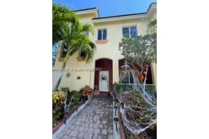 2320 SE 17th Terrace, Homestead, FL 33035, Sold 11/19/21