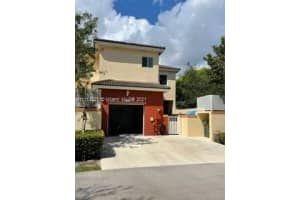 2320 SE 17th Terrace, Homestead, FL 33035, Sold 11/19/21