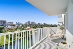 137 Golden Isles Dr, Hallandale Beach, FL 33009, Sold 02/11/22