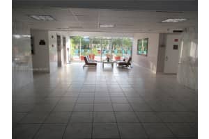 401 Golden Isles Dr, Hallandale Beach, FL 33009, Sold 01/04/22