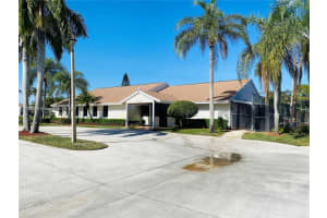 6603 Dockside Cir, Greenacres, FL 33463, Sold 01/19/22