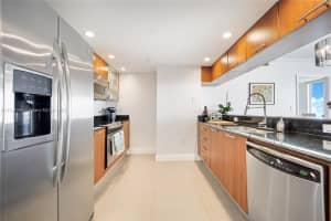 1800 N Bayshore Dr, Miami, FL 33132, Sold 11/30/21