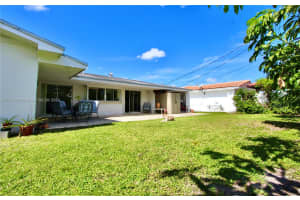 20501 NE 20th Ct, Miami, FL 33179, Sold 12/16/21