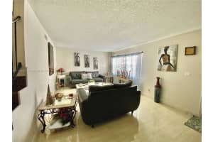 22 Toledo Ct, Davie, FL 33324, Sold 01/19/22