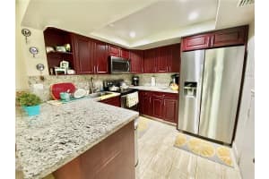 22 Toledo Ct, Davie, FL 33324, Sold 01/19/22