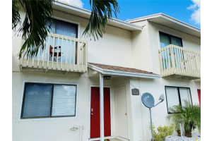3103 Poolside Dr, Greenacres, FL 33463, Sold 12/10/21