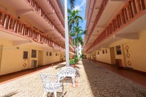 215 SE 3rd Ave #205d, Hallandale Beach, FL 33009, Sold 05/26/22