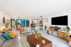 1401 S Ocean Dr, Hollywood, FL 33019, Sold 01/19/22