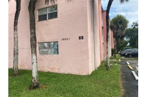 19805 SW 114th Ave, Miami, FL 33157, Sold 01/03/22