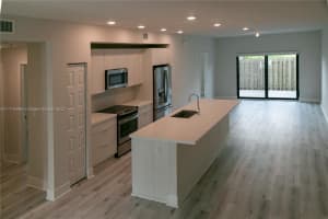 7865 NW 104th Ave, Doral, FL 33178, Sold 01/19/22