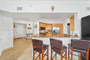 100 Meridian Ave, Miami Beach, FL 33139, Sold 12/20/21