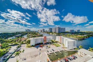 3161 S Ocean Dr, Hallandale Beach, FL 33009, Sold 02/04/22