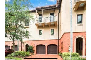 6230 Paradise Point Dr, Palmetto Bay, FL 33157, Sold 12/07/21