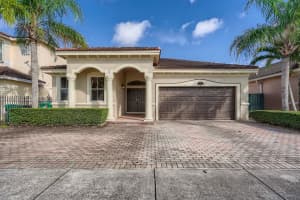 15173 SW 16th Ln, Miami, FL 33185, Sold 12/03/21